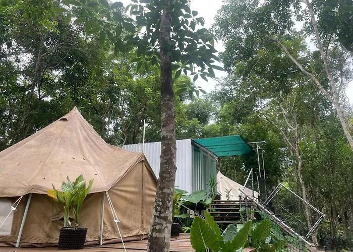 Glamping *